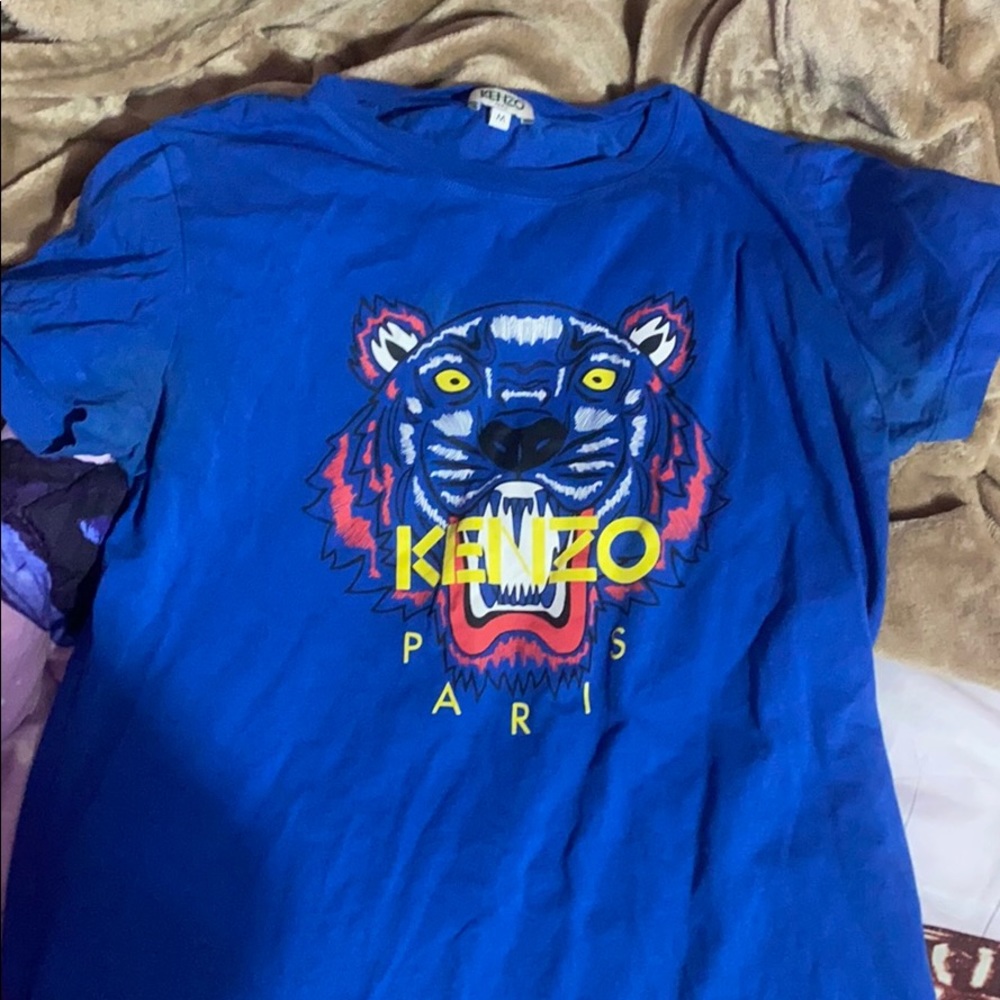 Kenzo Tshirt| Fairly Worn.